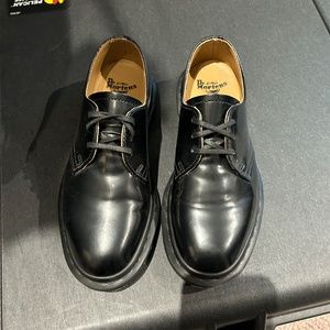 Doc Marten classic oxford